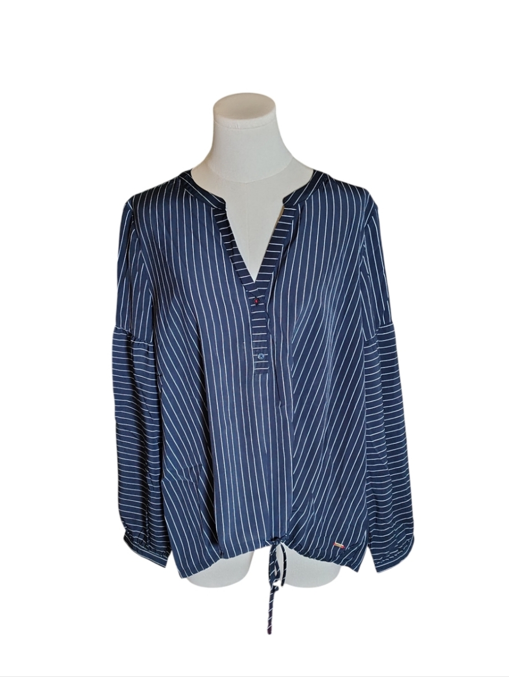 Tommy Hilfiger Navy Blue White Striped Long Sleeve Preppy Blouse Size Medium
